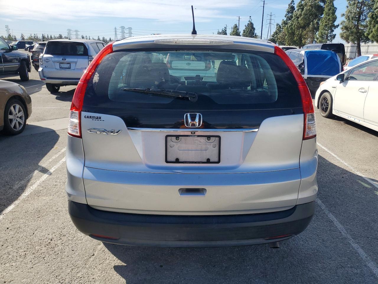 2014 Honda Cr-V Lx - Image 6