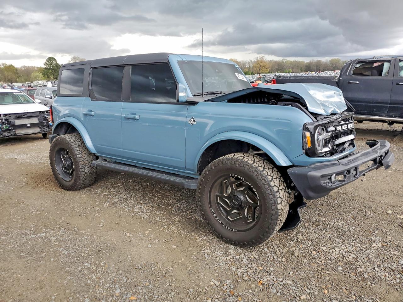 2023 Ford Bronco Base - Фото 4