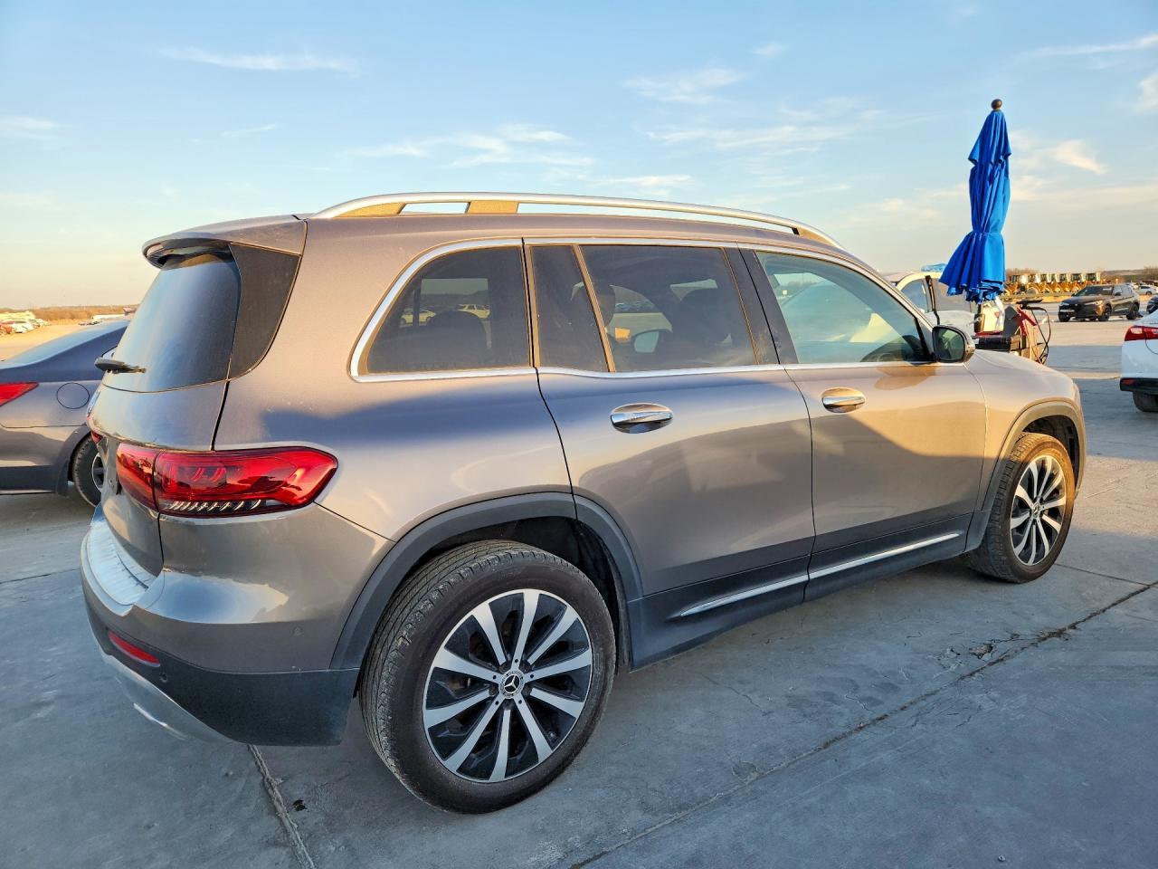 2023 Mercedes-Benz Glb 250 - Фото 3