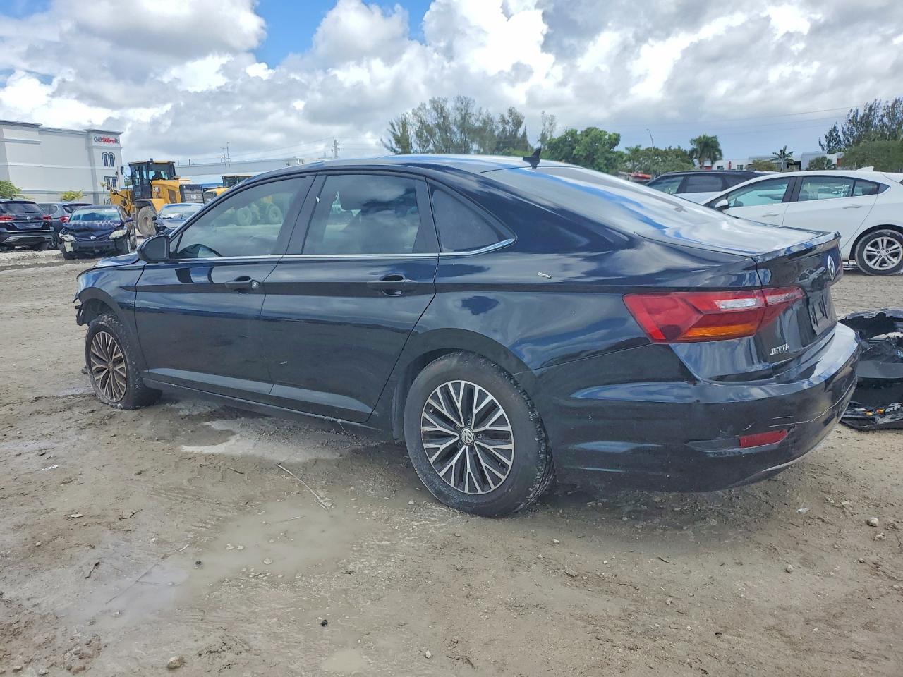 2019 Volkswagen Jetta S - Фото 2