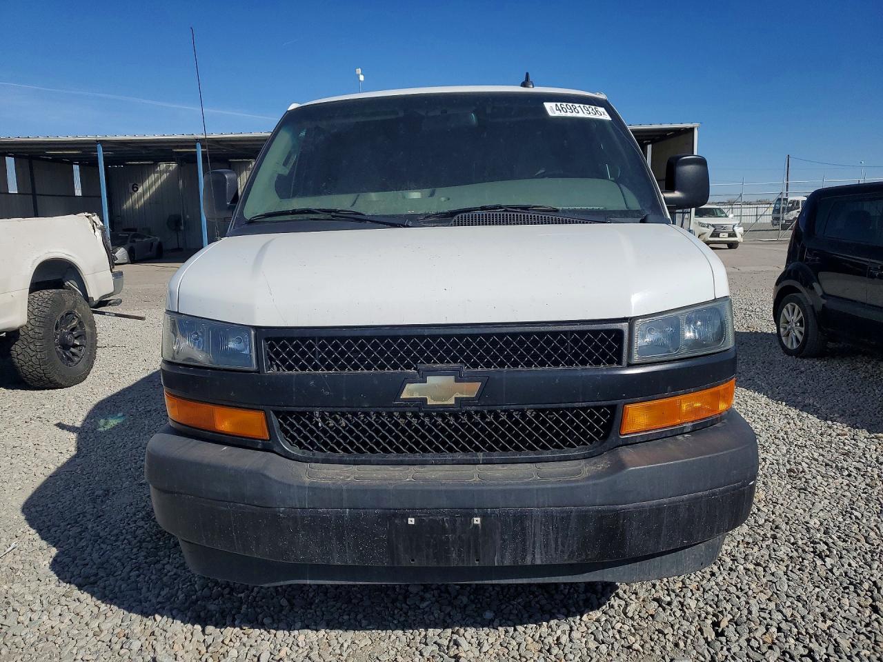 2018 Chevrolet Express 2500 Delivery Van - Фото 5