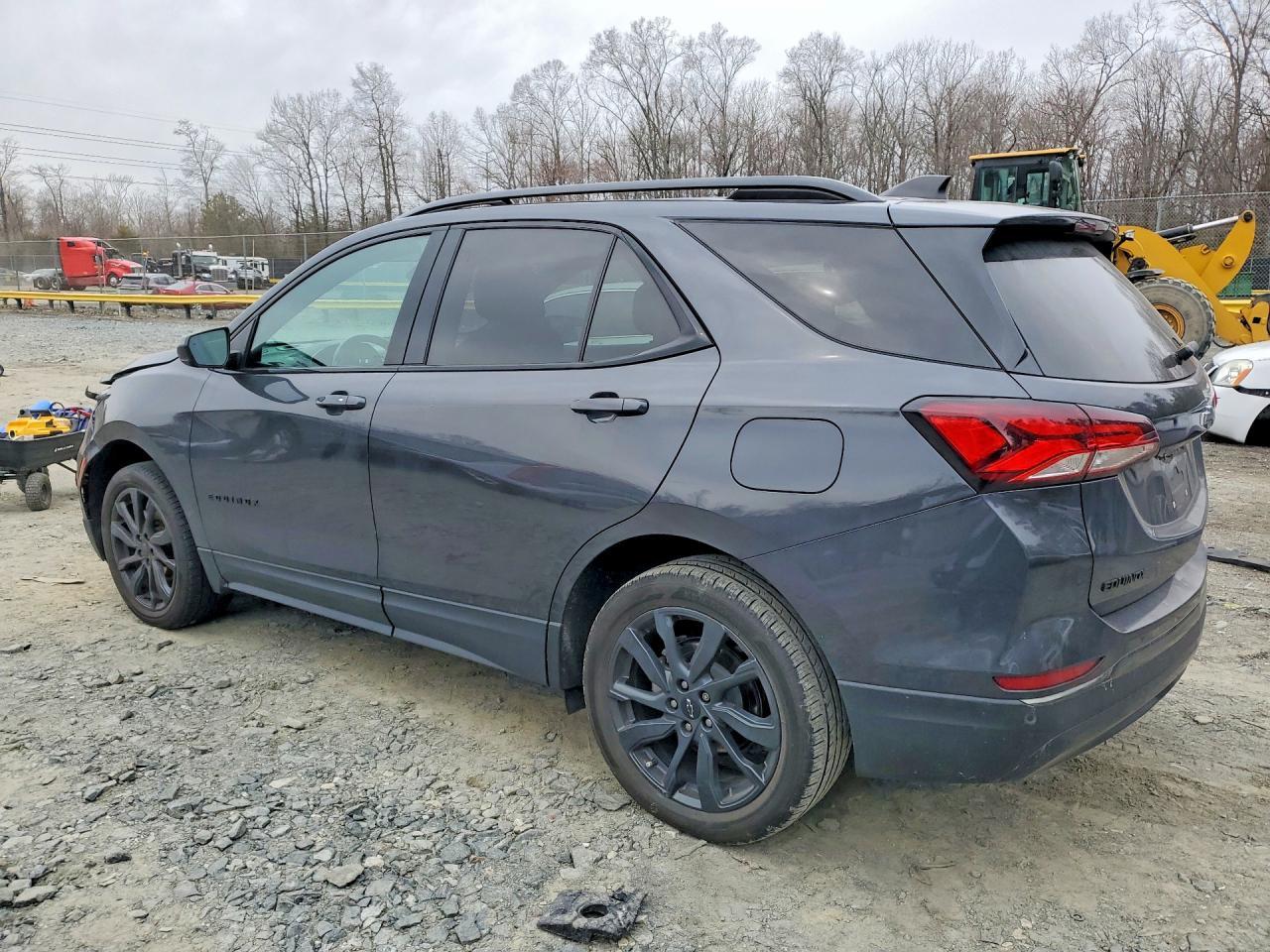 2022 Chevrolet Equinox Rs - Image 2