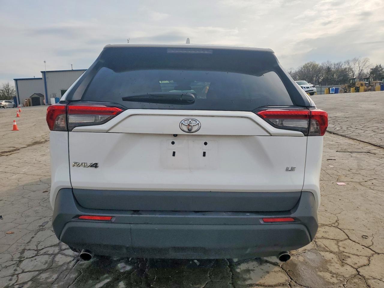2024 Toyota Rav4 Le - Фото 6