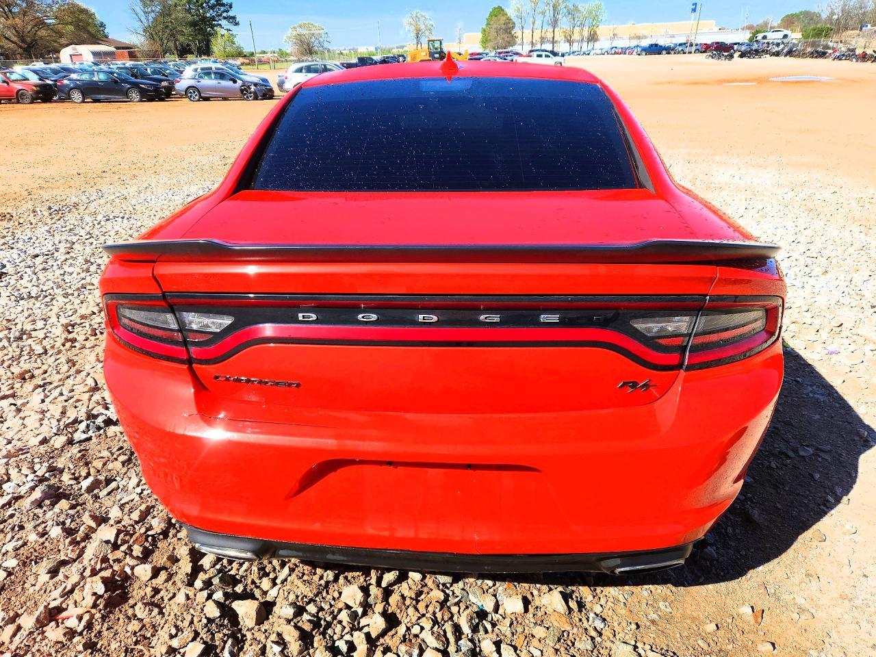 2017 Dodge Charger R - Image 6