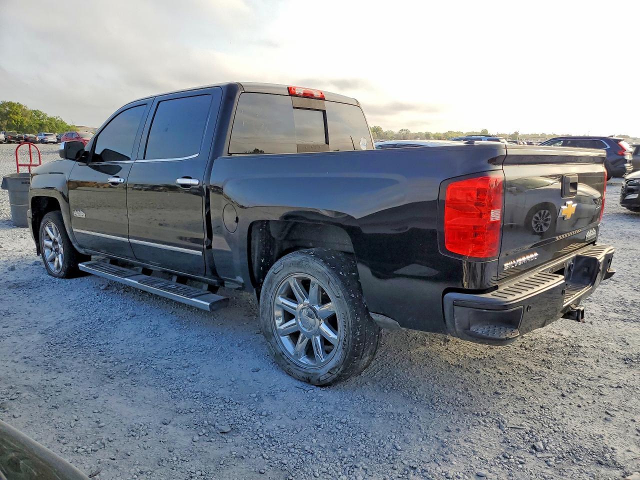2015 Chevrolet Silverado C1500 High Country - Image 2