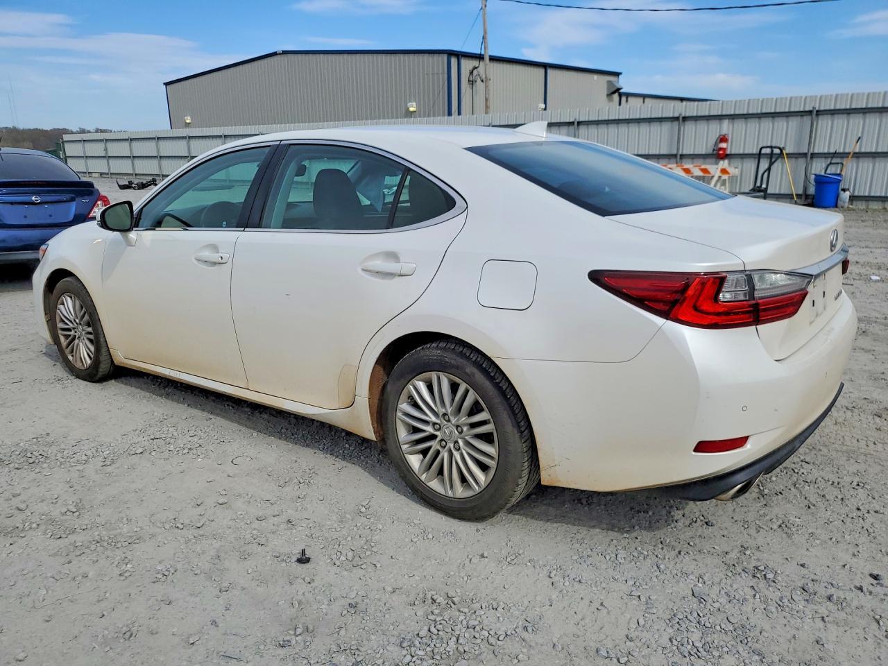 2017 Lexus Es 350 Base - Image 2