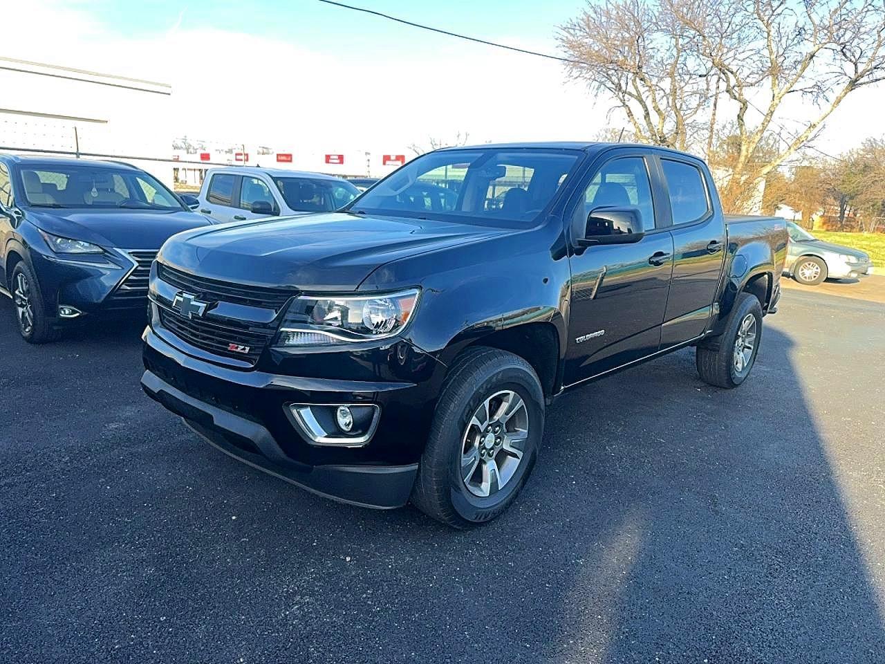 2020 Chevrolet Colorado Z71 - Фото 2