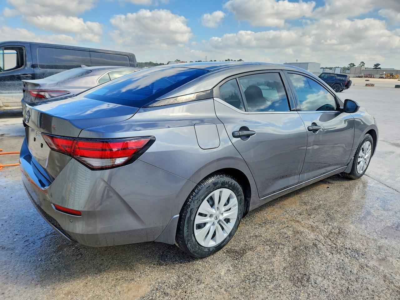 2025 Nissan Sentra S - Фото 3