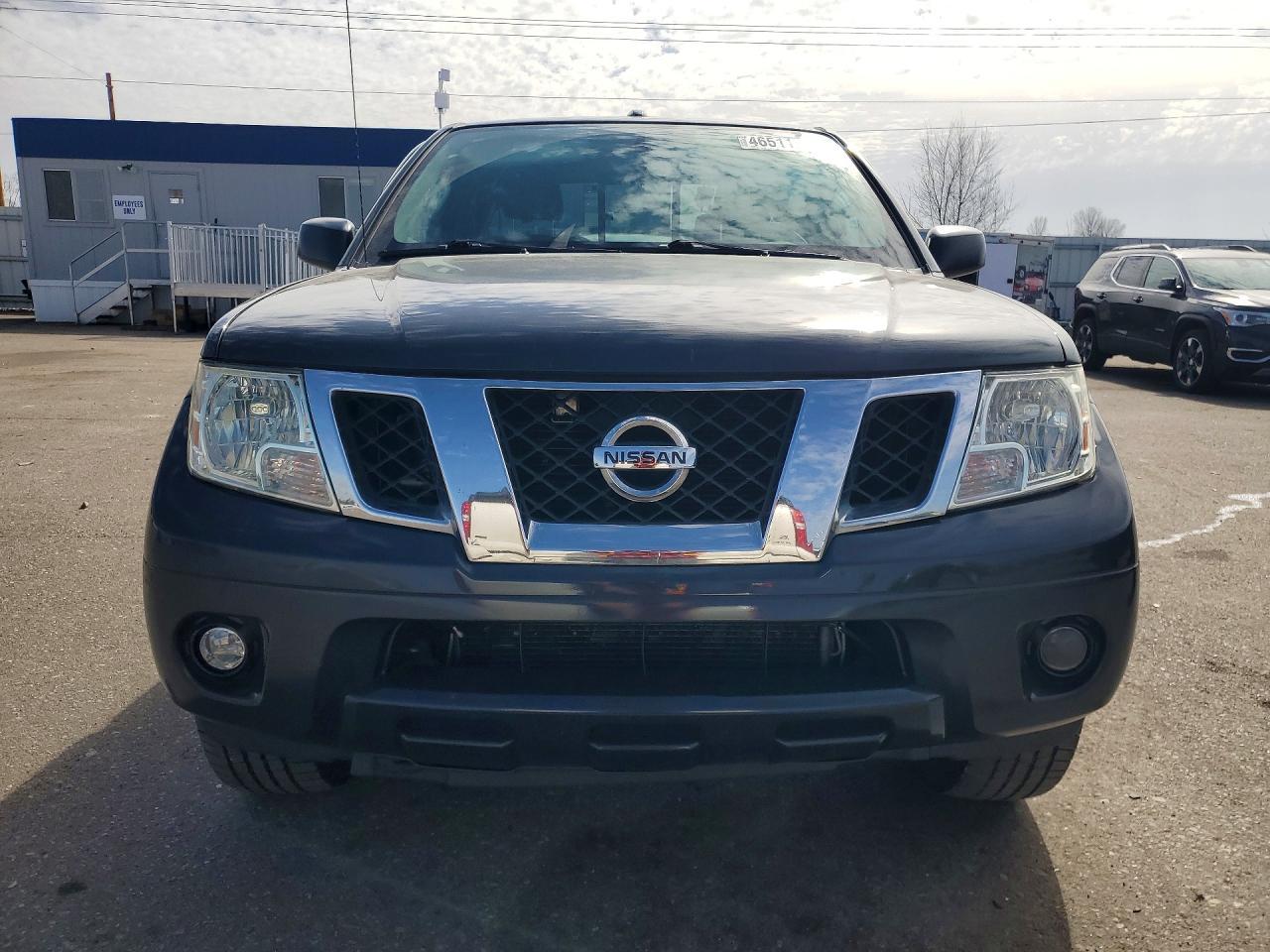 2014 Nissan Frontier Sv V6 - Image 5