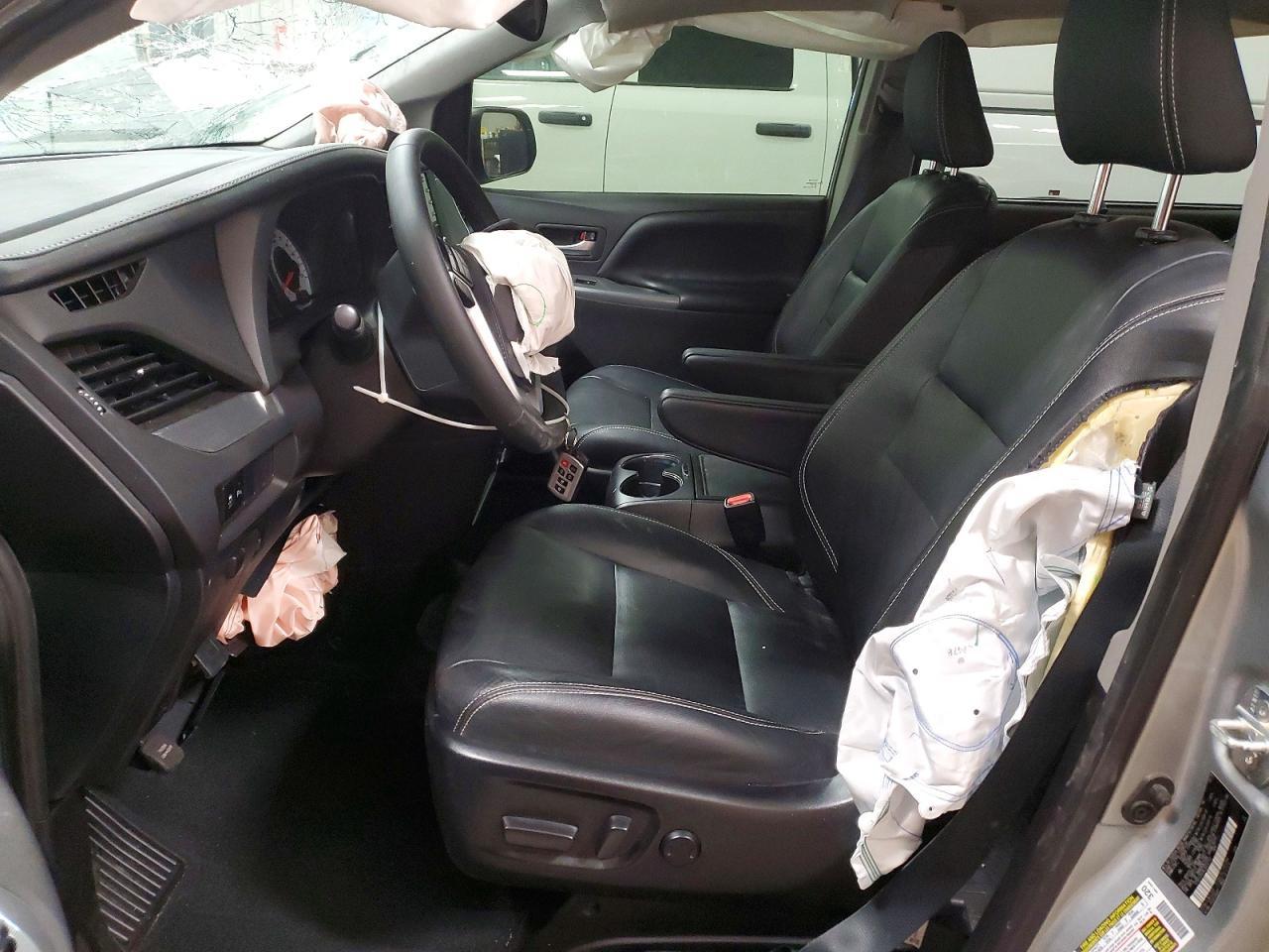 2020 Toyota Sienna Se 7-Passenger - Image 7