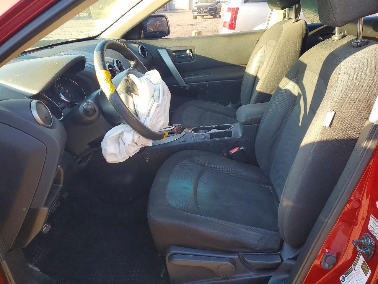 2014 Nissan Rogue Select S - Image 7
