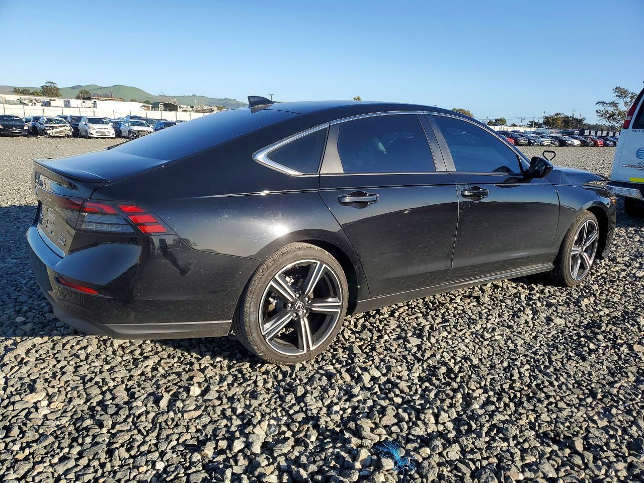 2025 Honda Accord Hybrid Sport - Фото 3