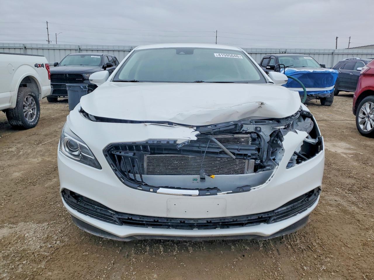 2017 Buick Lacrosse Premium - Image 5