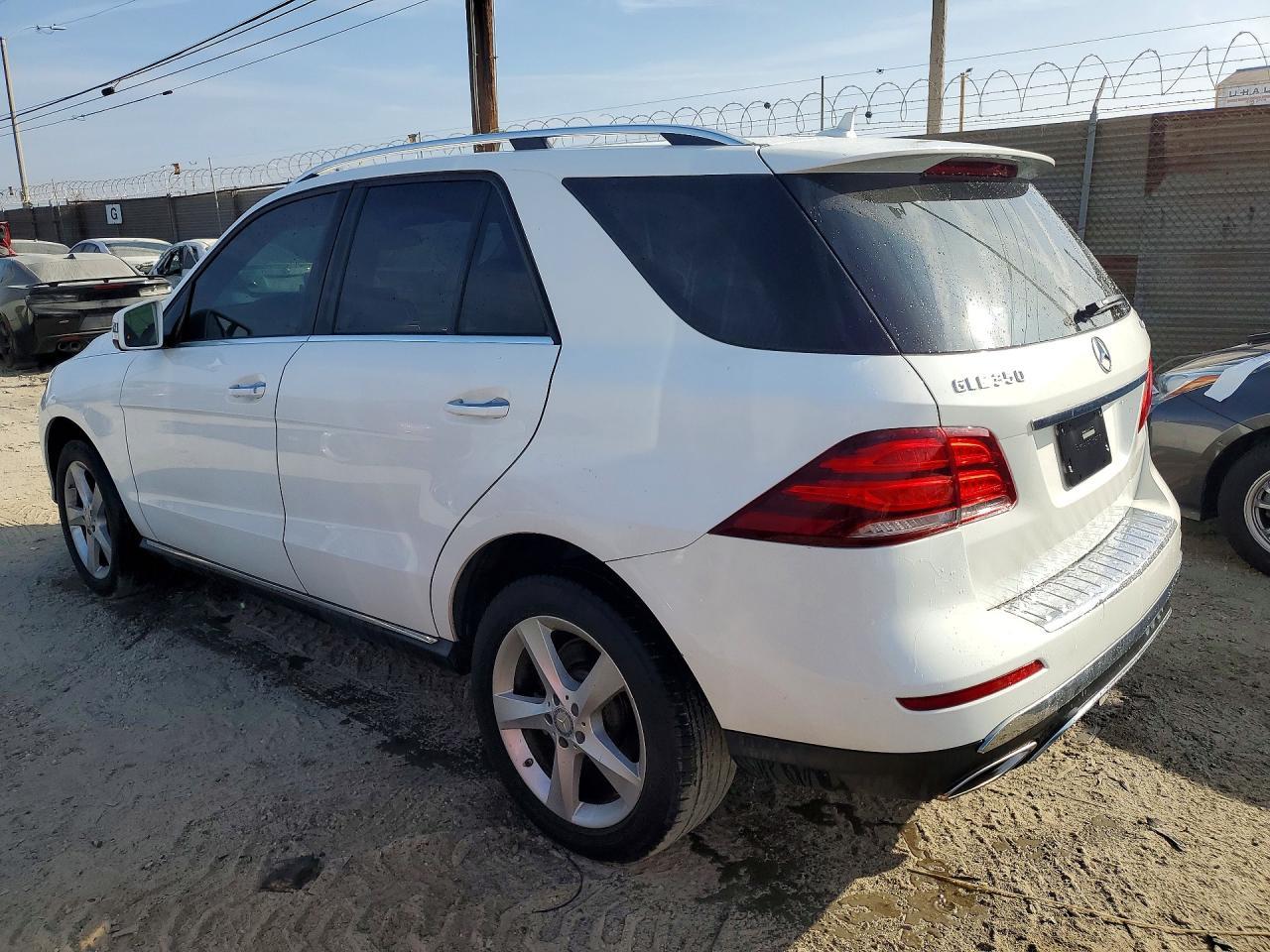 2016 Mercedes-Benz Gle 350 4Matic - Фото 2