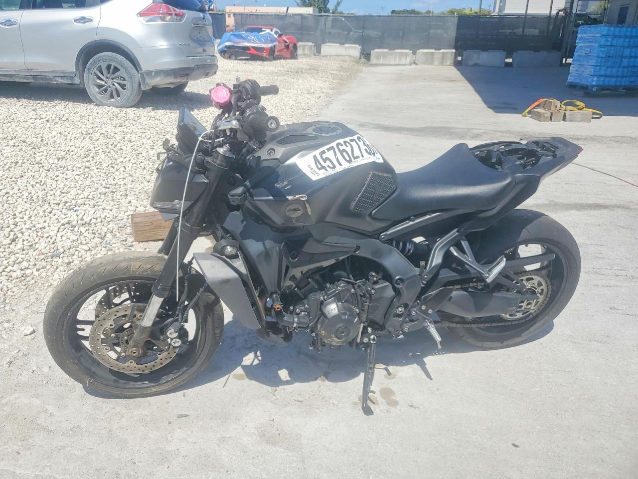 2025 Yamaha Mt09 - Фото 3