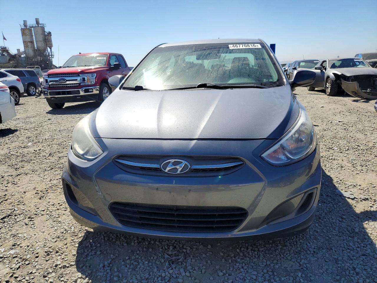 2017 Hyundai Accent Se - Фото 5