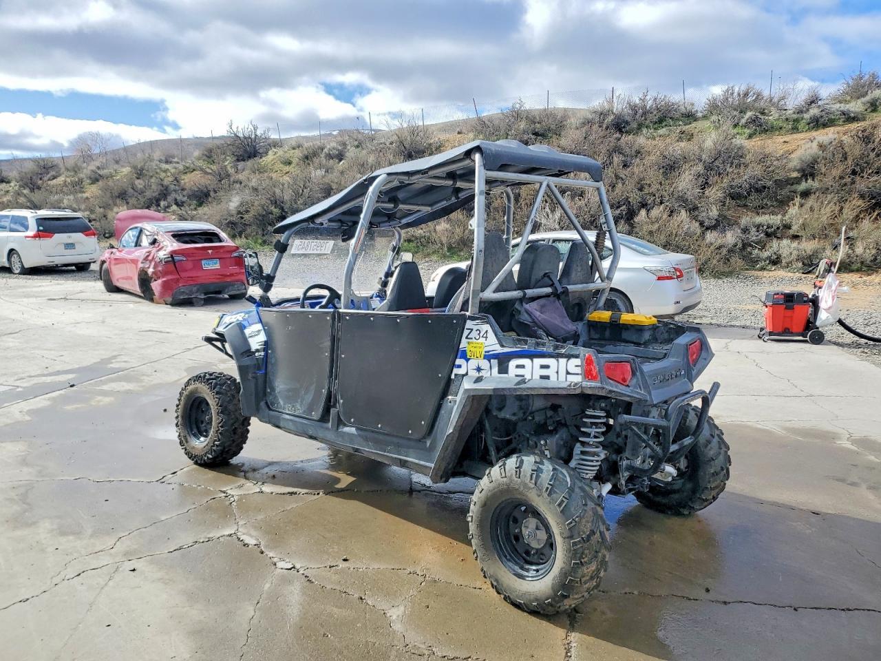 2011 Polaris Ranger Utility Vehicle - Фото 3