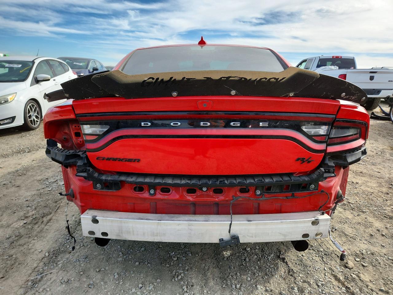 2018 Dodge Charger R - Image 6