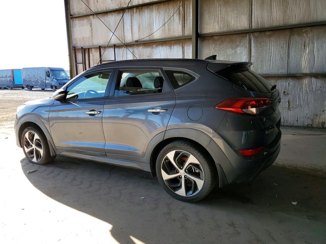 2016 Hyundai Tucson Limited - Фото 2