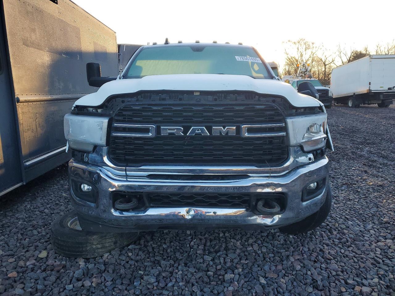 2022 Ram 5500 - Image 5