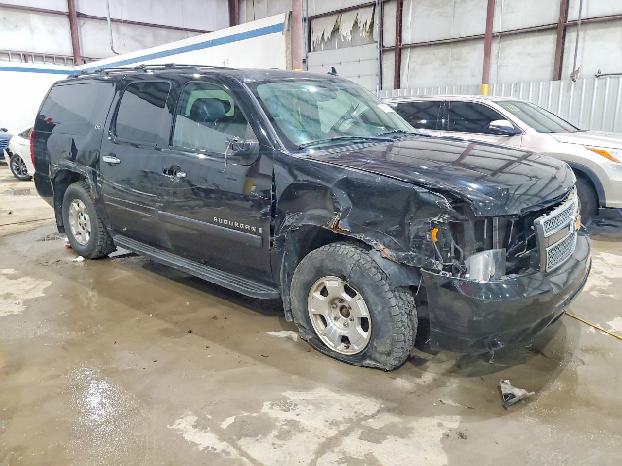 2008 Chevrolet Suburban K1500 Ls - Фото 4