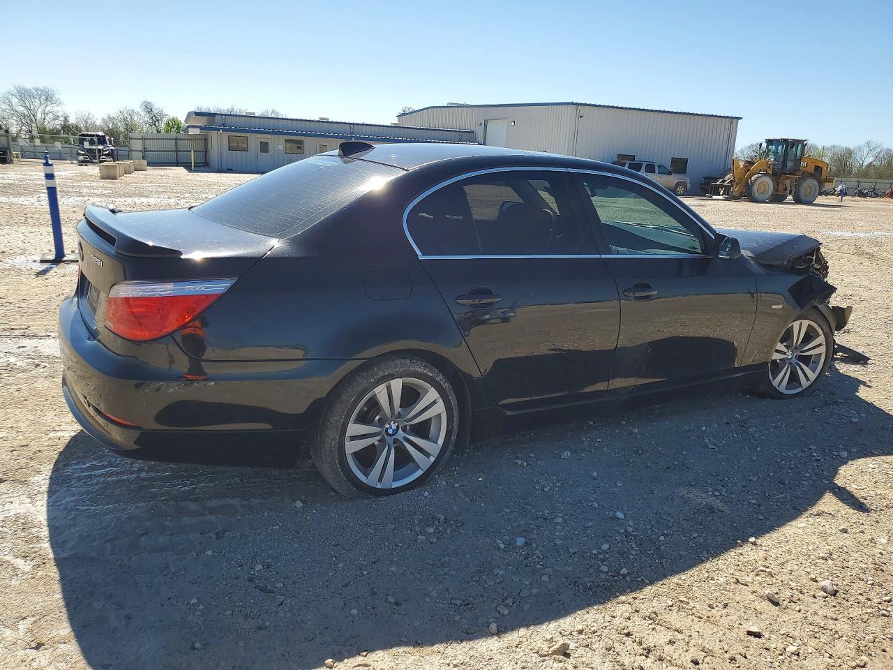 2009 BMW 528 I - Фото 3