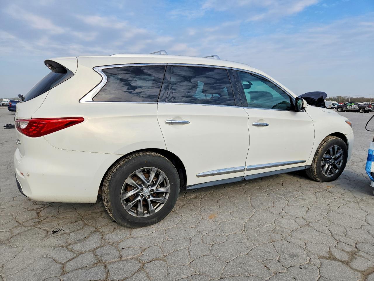 2013 Infiniti Jx35 Base - Image 3