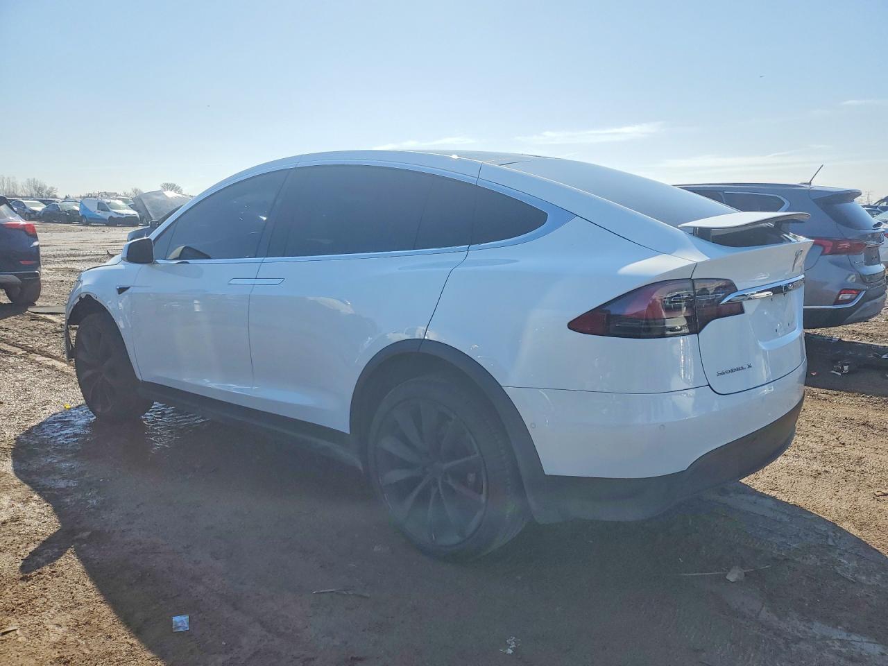 2018 Tesla Model X - Фото 2