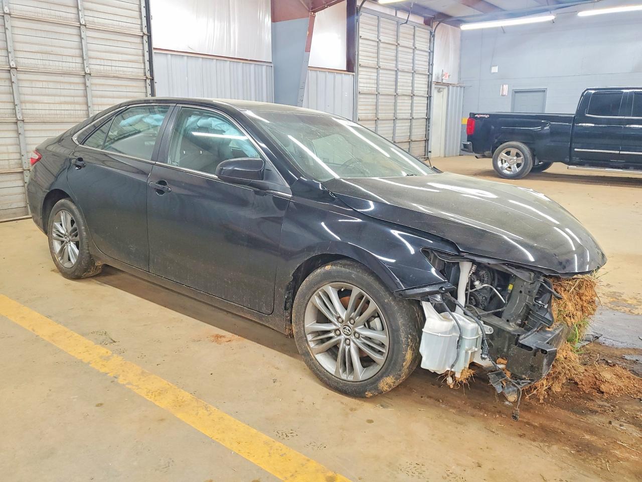 2015 Toyota Camry Se - Image 4