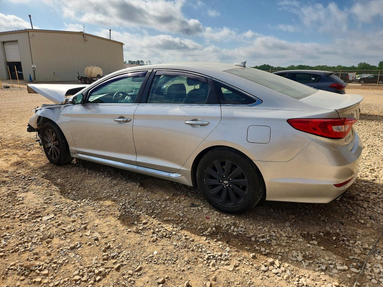 2017 Hyundai Sonata Sport - Фото 2