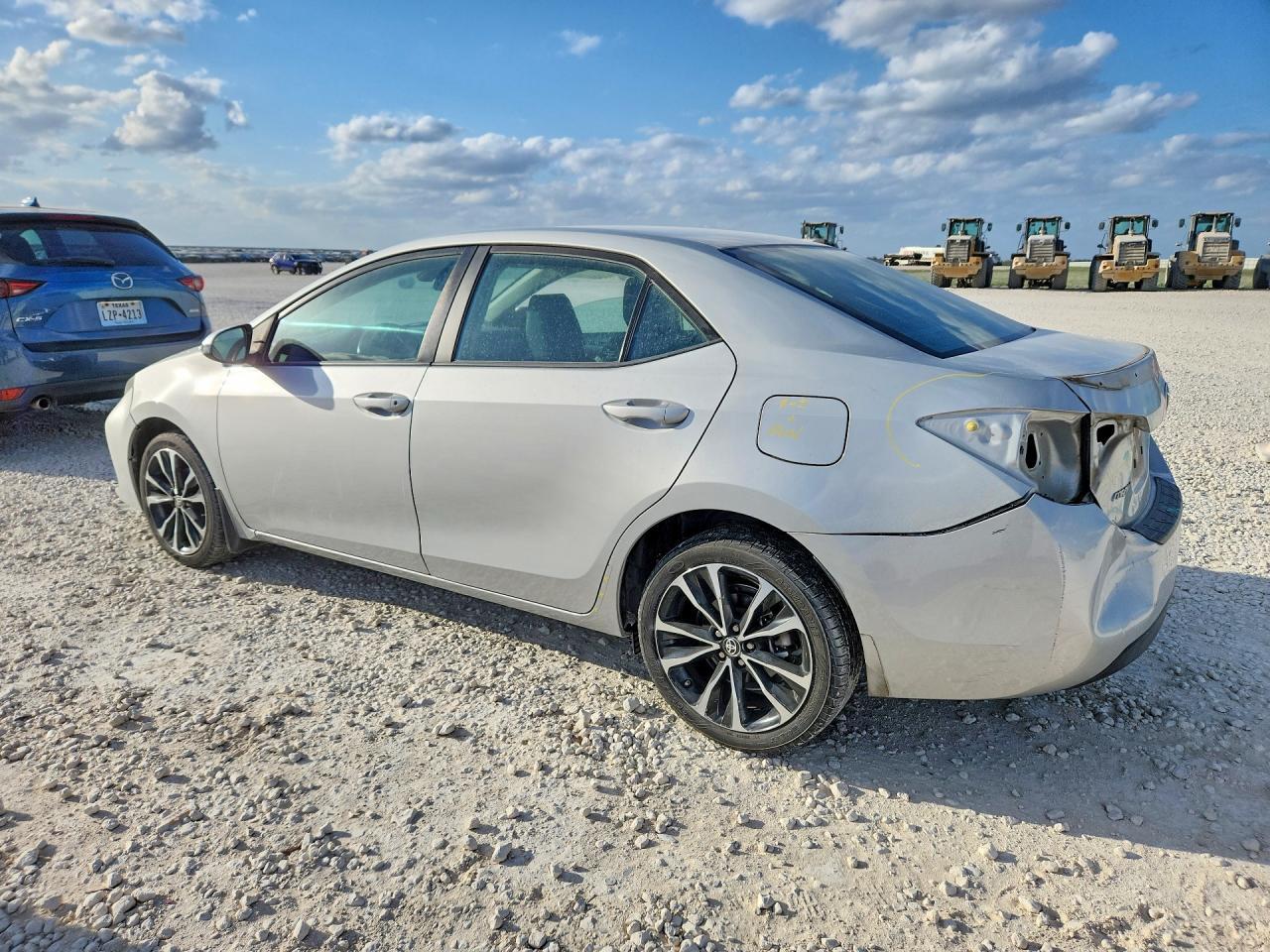 2019 Toyota Corolla Se - Фото 2