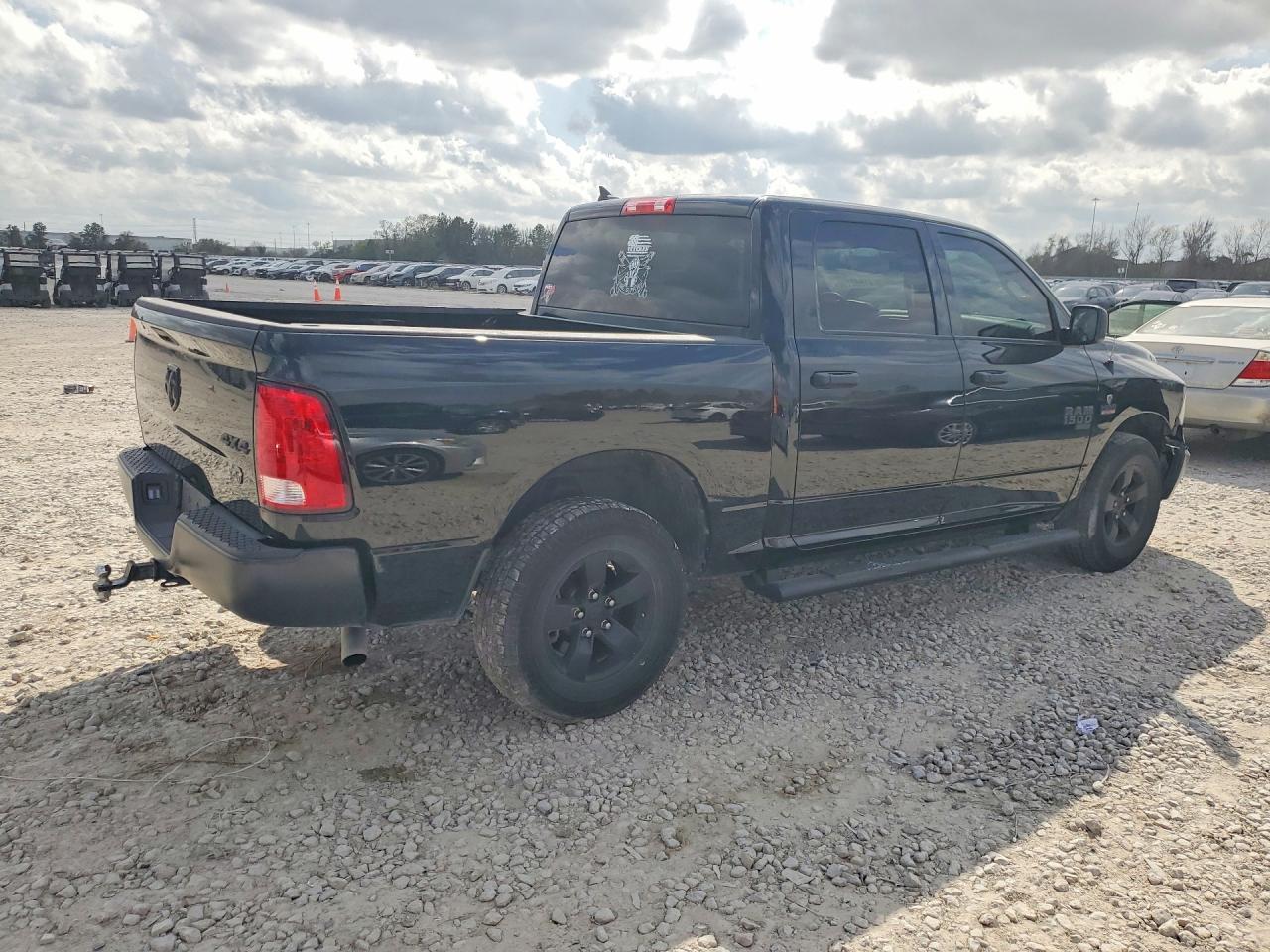 2024 Ram 1500 Classic Tradesman - Image 3