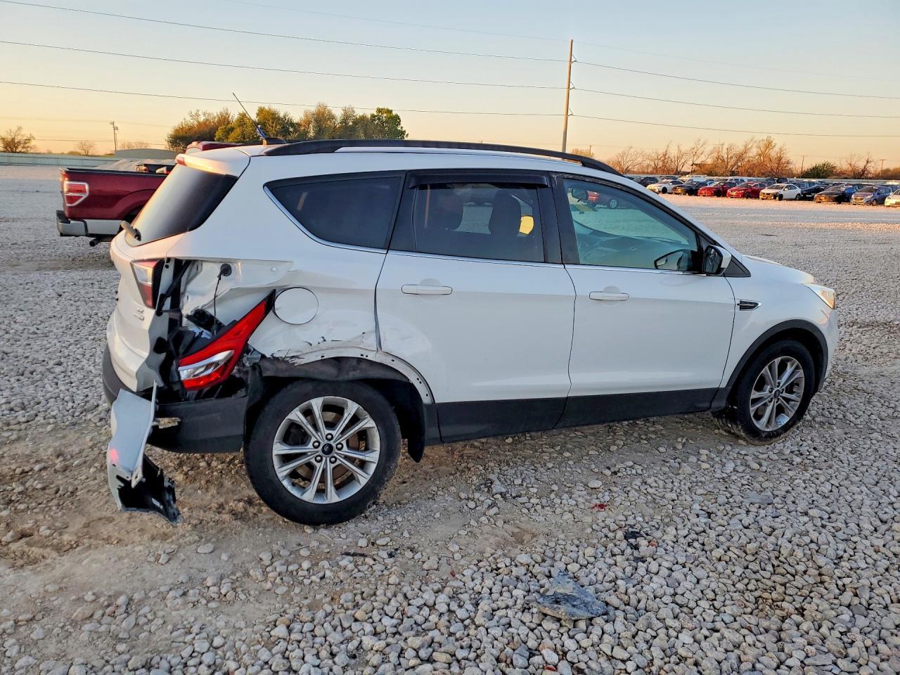 2018 Ford Escape Se - Image 3