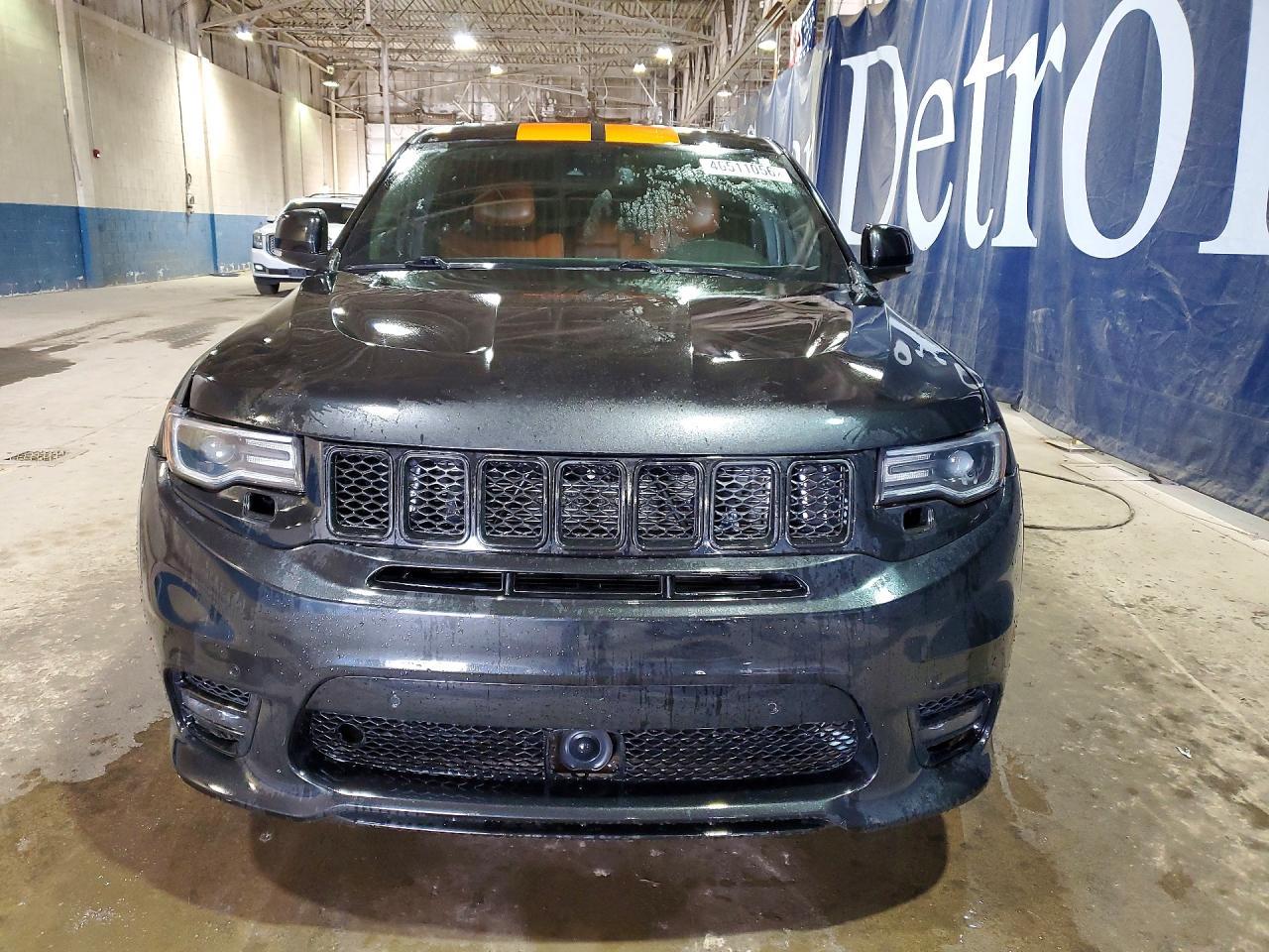 2016 Jeep Grand Cherokee Srt-8 - Image 5