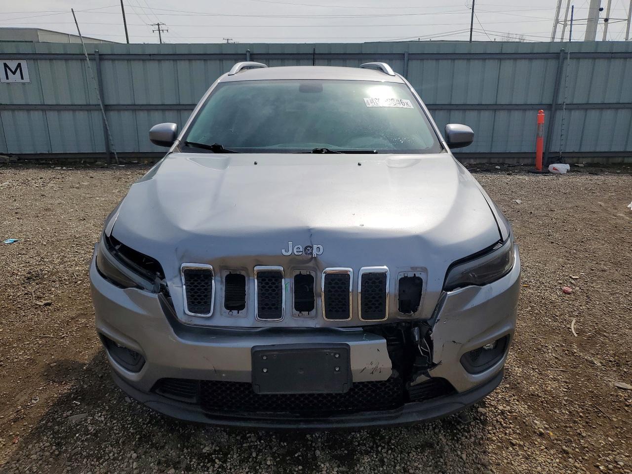 2019 Jeep Cherokee Latitude - Фото 5