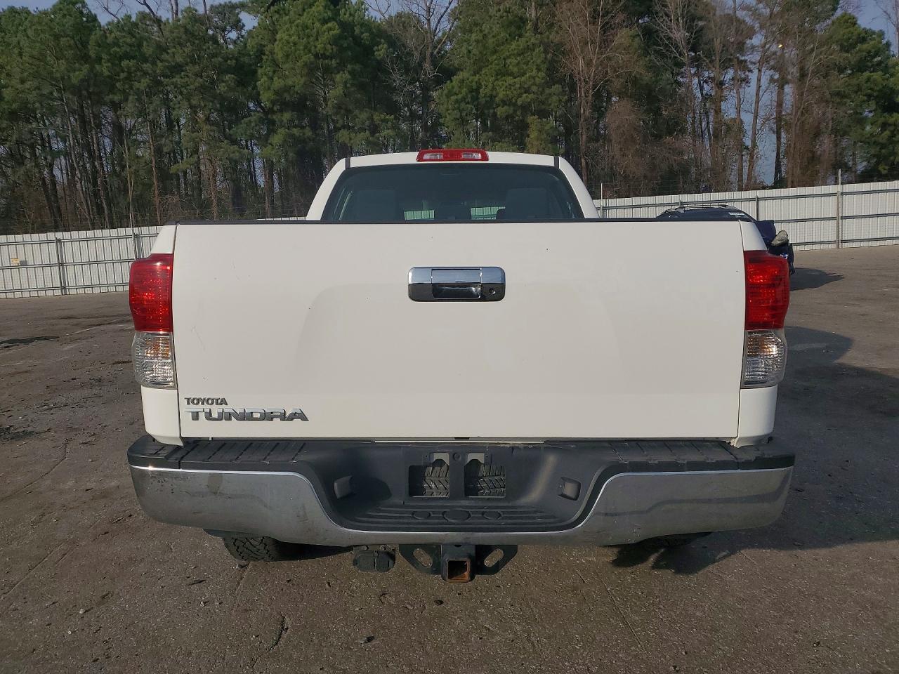 2010 Toyota Tundra Grade - Image 6