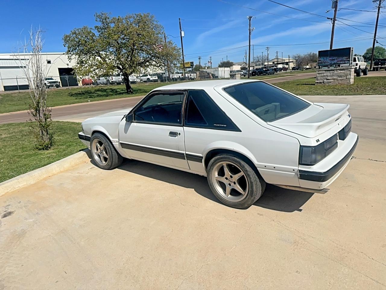 1989 Ford Mustang Lx - Фото 3