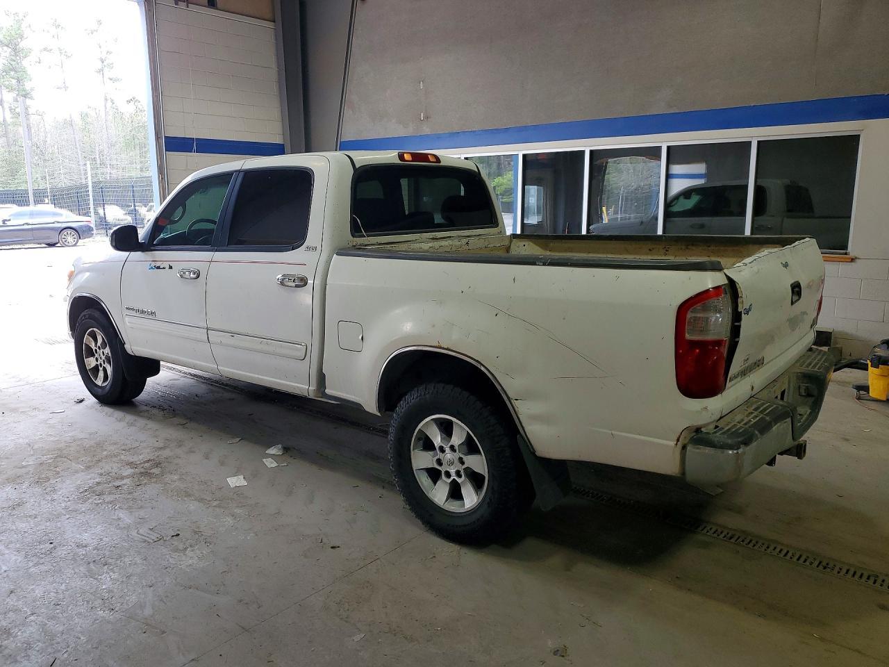 2006 Toyota Tundra Sr5 - Image 2