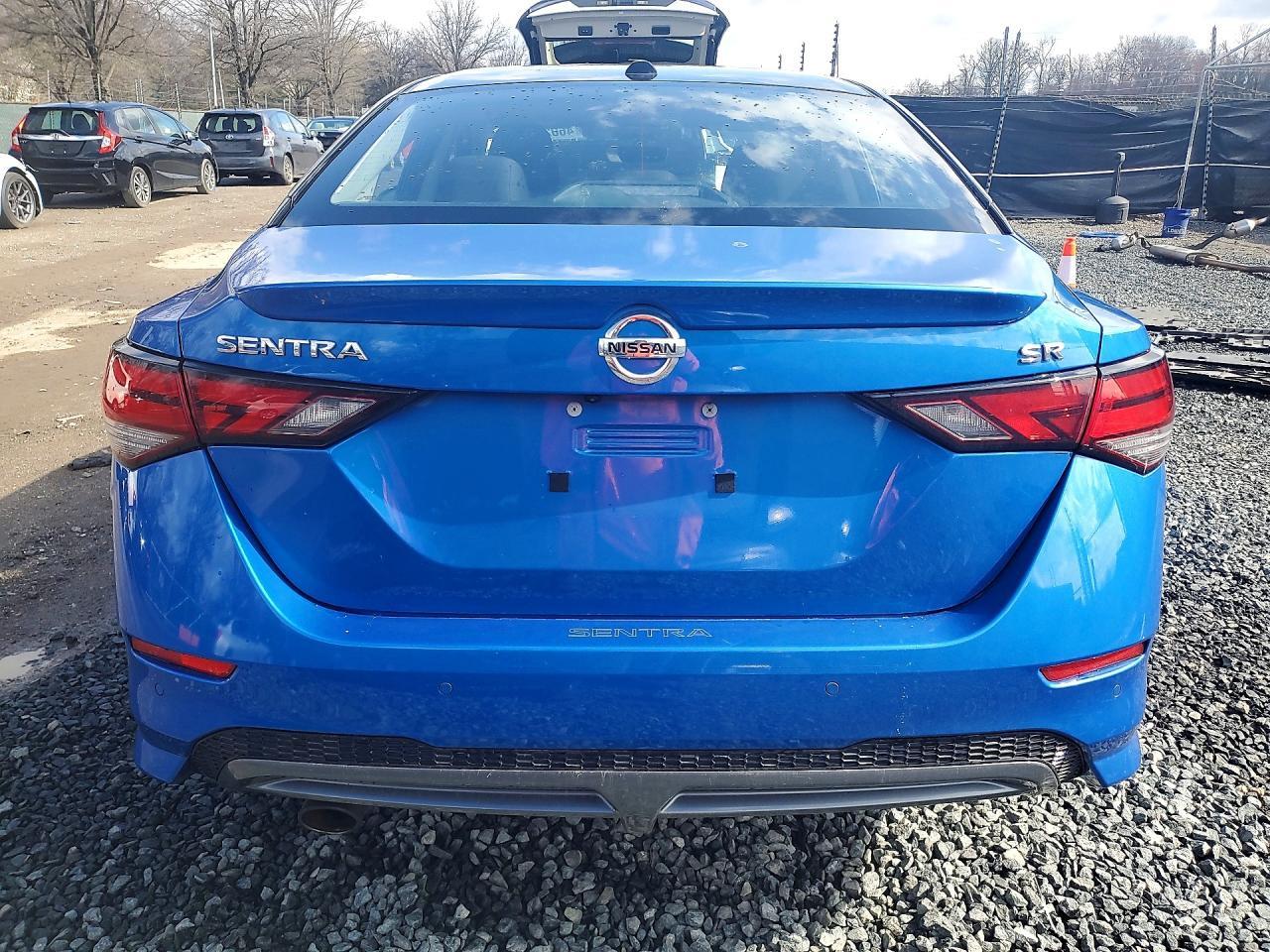 2022 Nissan Sentra Sr - Image 6