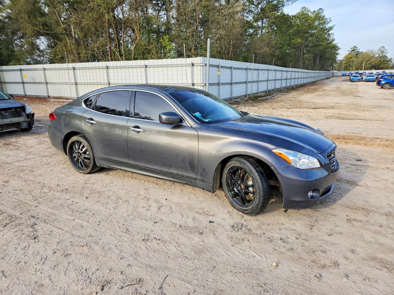 2012 Infiniti M37 Base - Image 4