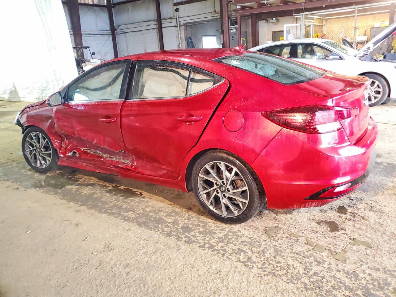 2019 Hyundai Elantra Limited - Image 2
