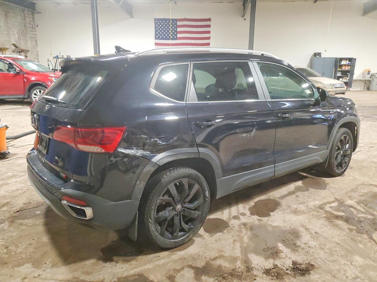 2023 Volkswagen Taos Se - Image 3