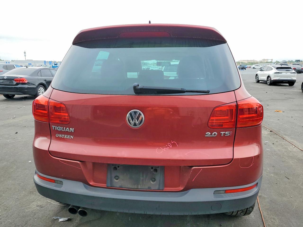 2015 Volkswagen Tiguan S - Image 6