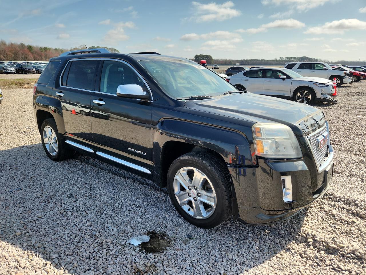 2014 GMC Terrain Denali - Image 4
