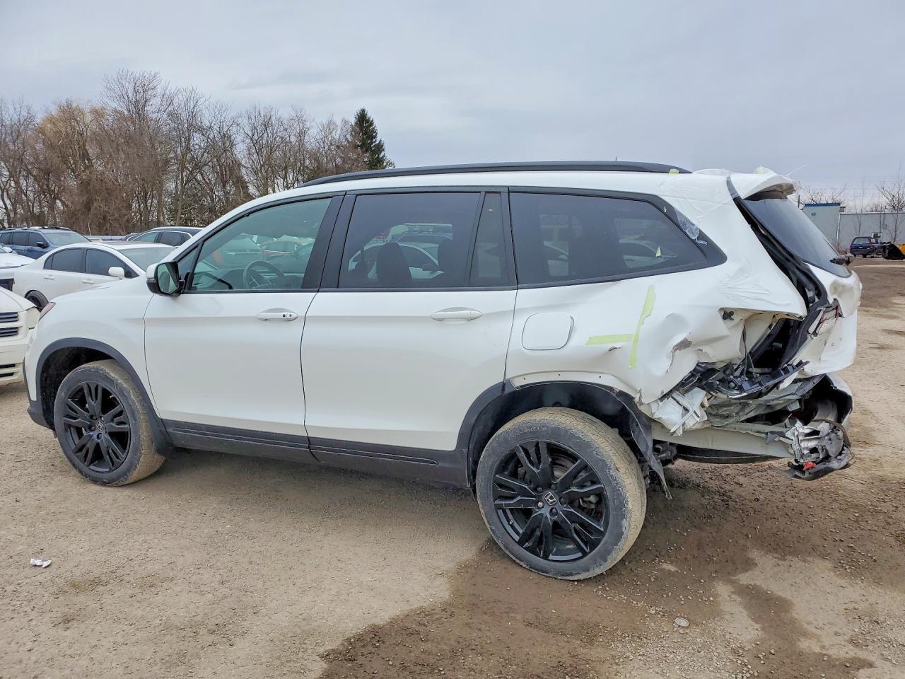 2022 Honda Pilot Elite - Image 2
