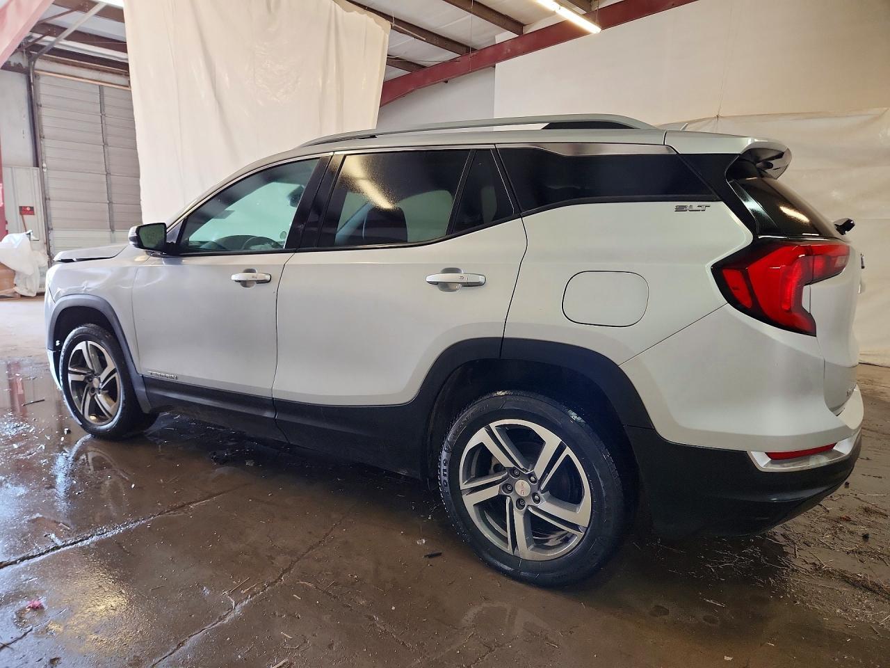 2020 GMC Terrain Slt - Фото 2
