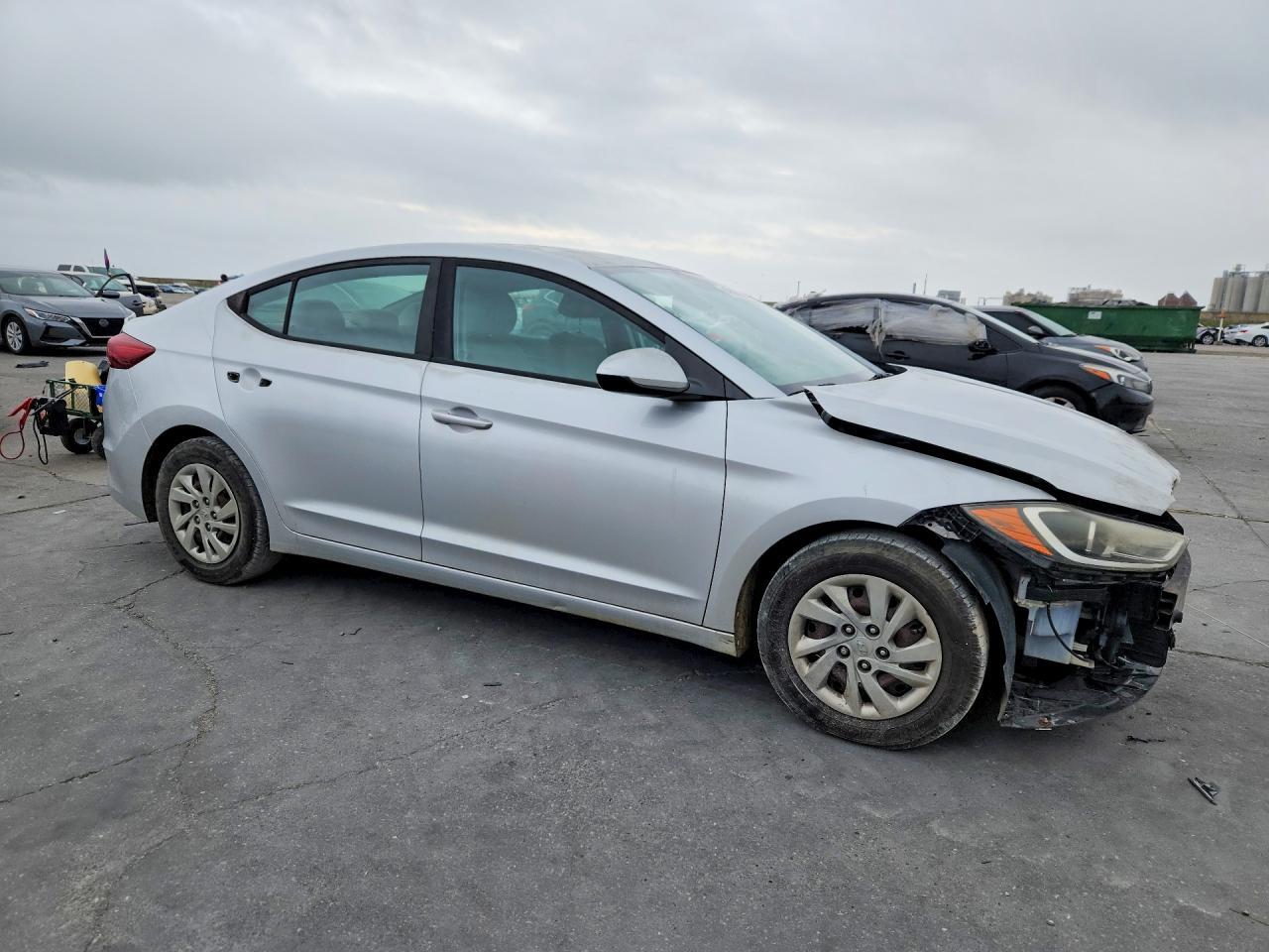 2017 Hyundai Elantra Se - Фото 4