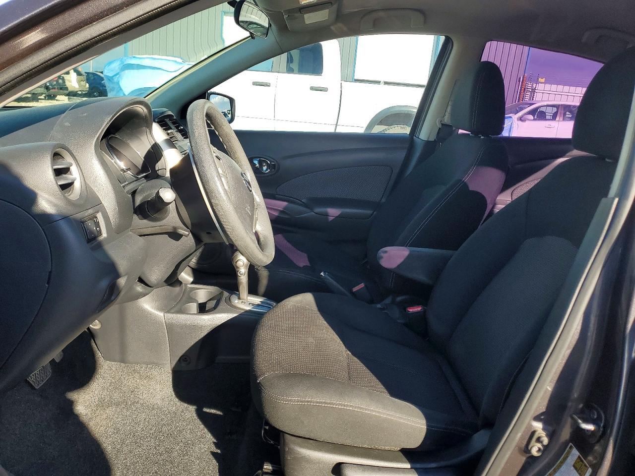2015 Nissan Versa 1.6 Sv - Image 7