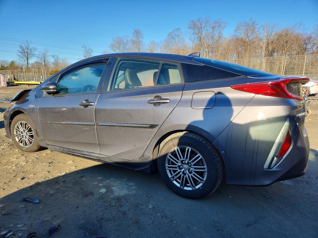 2021 Toyota Prius Prime Limited - Фото 2