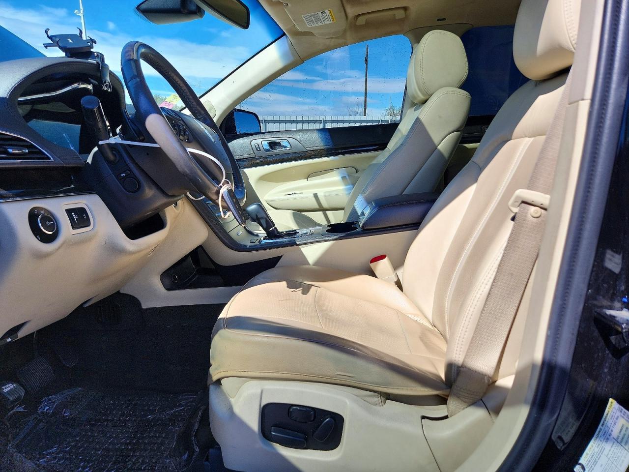 2019 Lincoln Mkt - Image 7